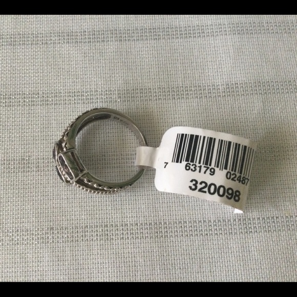 Sterling Silver Three Row Amethyst Ring - Picture 3 of 7